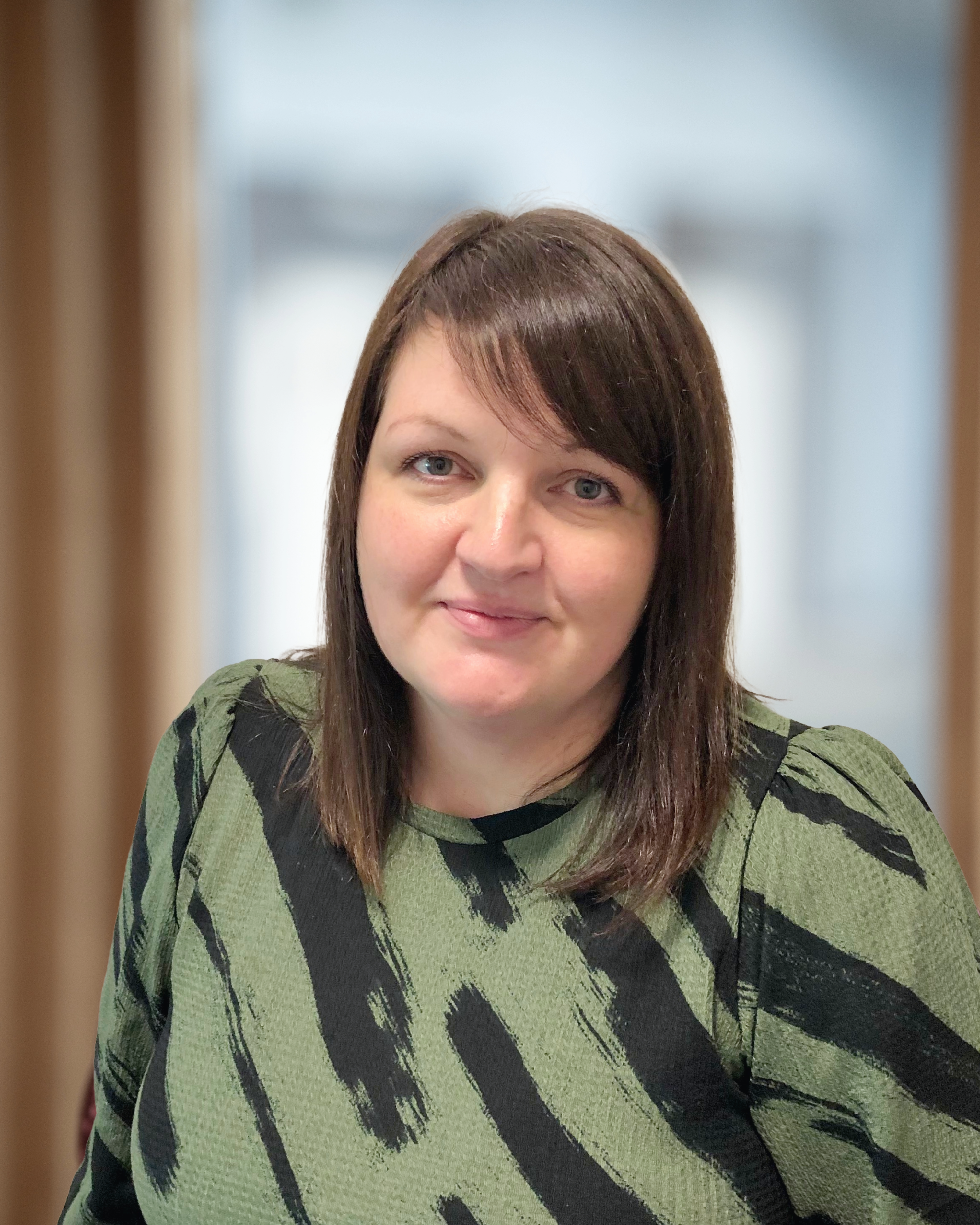 Swyddog Datblygu Busnes (Marchnata a Chyfathrebu) - Ceris Griffiths